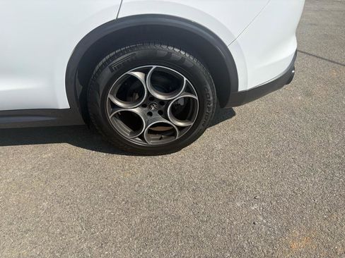 Used 2023 Alfa Romeo Stelvio Ti image 68