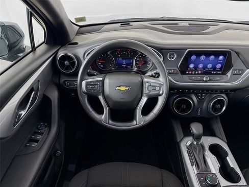 Used 2022 Chevrolet Blazer LT image 22