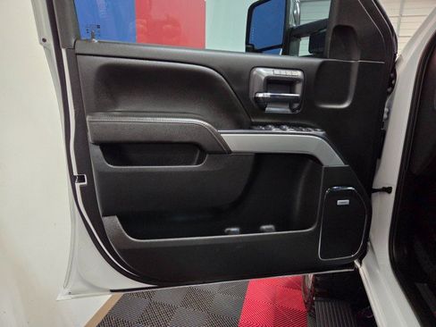 Used 2019 Chevrolet Silverado 2500 LTZ w/ Duramax Plus Package AWD/4WD image 34