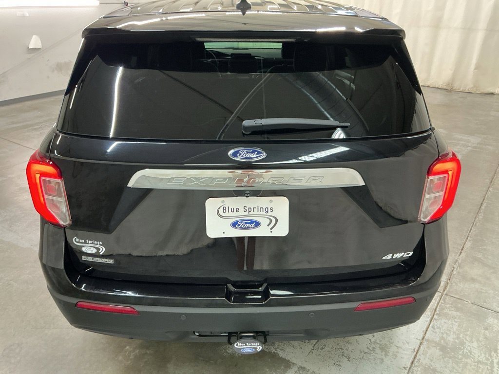 Used 2021 Ford Explorer 4WD w/ Class III Trailer Tow Package image 9