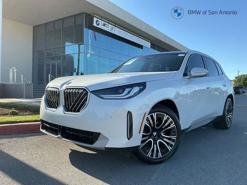 Certified 2025 BMW X3 xDrive30i w/ Premium Package AWD/4WD image 1