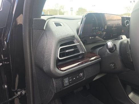 New 2026 Chevrolet Traverse RS AWD/4WD image 16