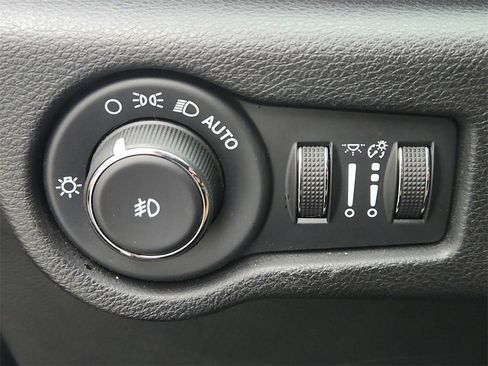 Used 2022 Chrysler Pacifica Pinnacle image 29