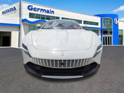Used 2022 Ferrari Roma RWD image 8