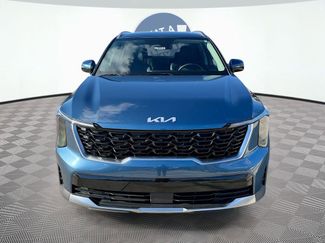 Certified 2025 Kia Sorento EX video 2
