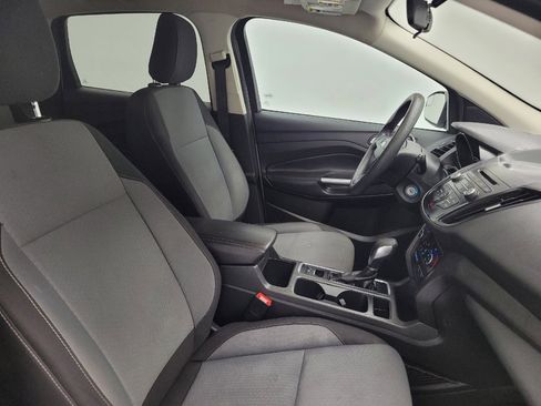 Used 2018 Ford Escape SE image 21