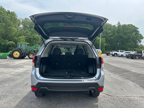 Used 2021 Subaru Forester Premium AWD/4WD image 17