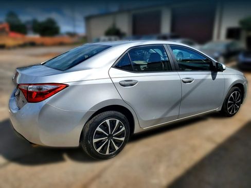 Used 2016 Toyota Corolla LE FWD image 15