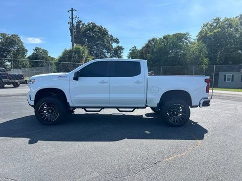 Used 2021 Chevrolet Silverado 1500 RST AWD/4WD image 2