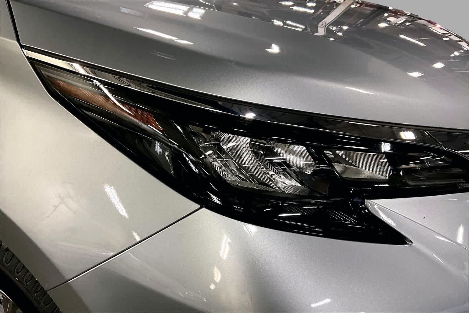 Certified 2024 Toyota Sienna LE FWD image 25