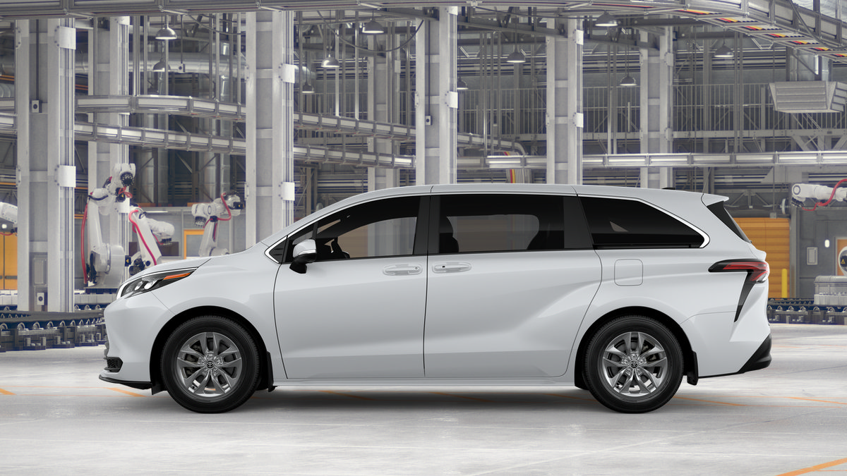 New 2026 Toyota Sienna LE AWD/4WD image 6