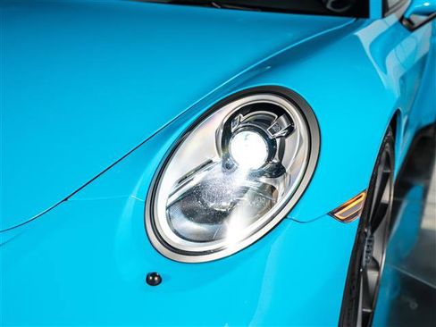 Certified 2018 Porsche 911 GT3 RWD image 12