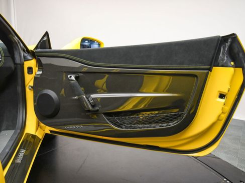 Used 2015 Ferrari 458 Speciale A image 50