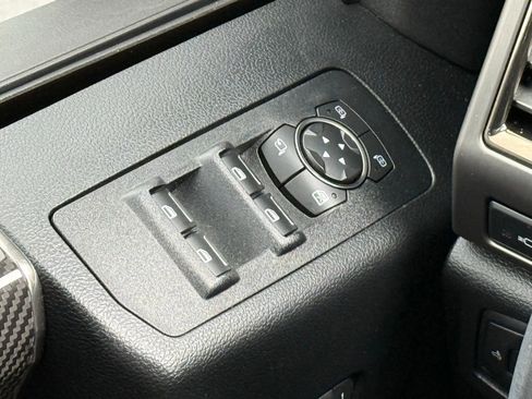 Used 2018 Ford F150 Raptor w/ Equipment Group 802A Luxury image 36