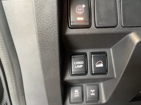 Used 2023 Nissan Frontier PRO-4X w/ Technology Package image 18