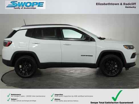 New 2026 Jeep Compass Latitude image 2