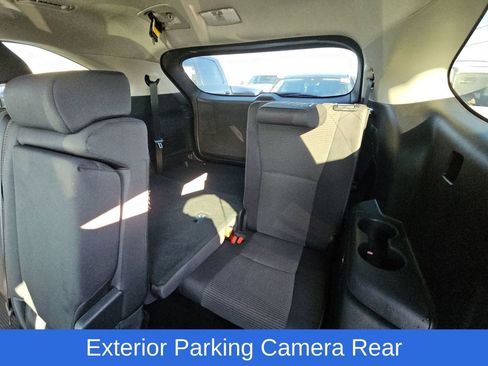 Used 2021 Toyota Highlander LE image 6