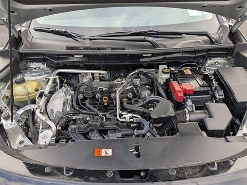 Used 2025 Mitsubishi Outlander SE image 39