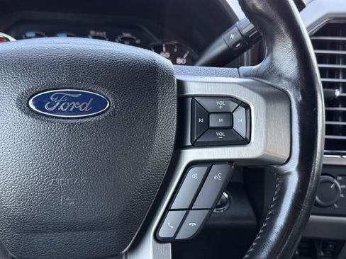 Used 2017 Ford F250 Platinum w/ Platinum Ultimate Package AWD/4WD image 25