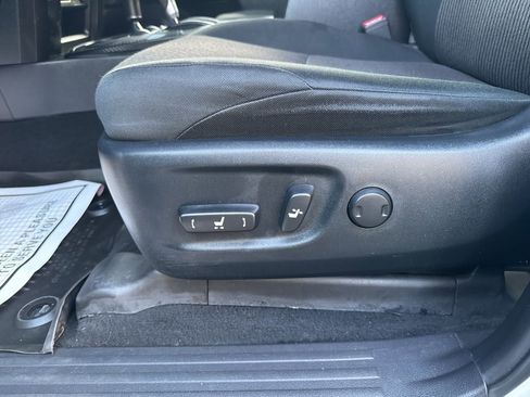 Used 2023 Toyota 4Runner TRD Off-Road image 16