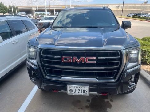Used 2022 GMC Yukon XL AT4 AWD/4WD image 2