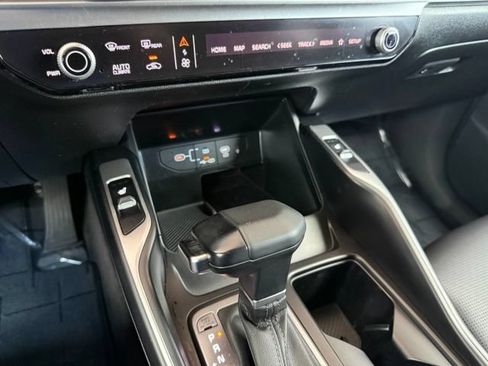 Used 2024 Kia Sorento S w/ Panoramic Sunroof Package AWD/4WD image 28