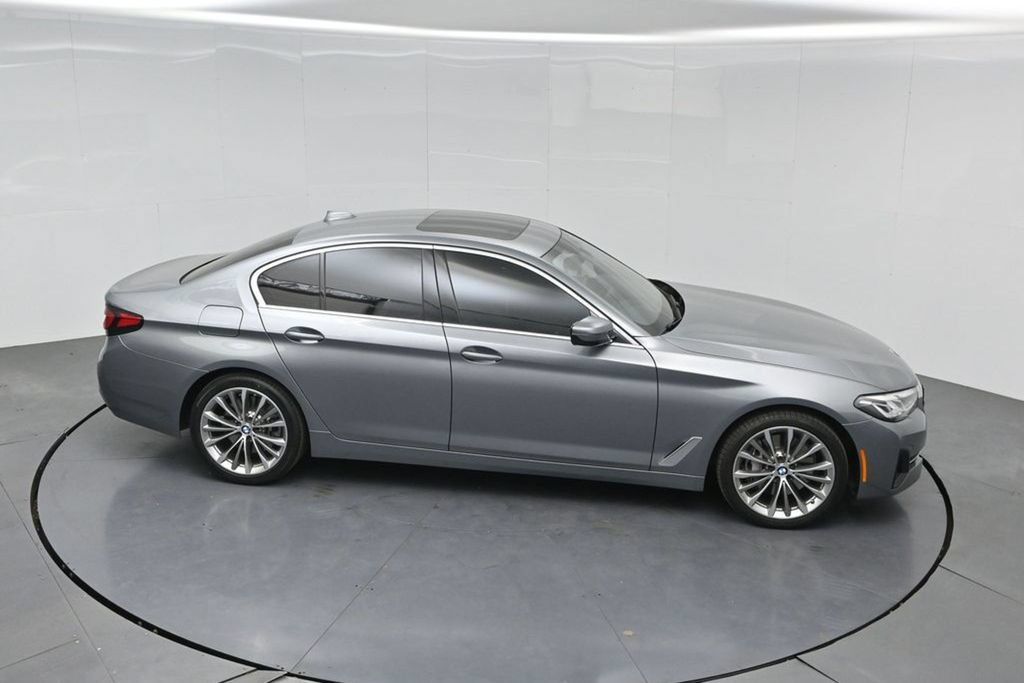 Used 2023 BMW 540i w/ Convenience Package RWD image 59