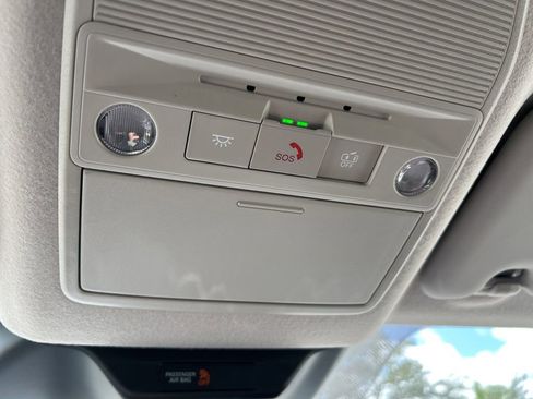 New 2026 Nissan Kicks SR w/ Illumination Package image 33