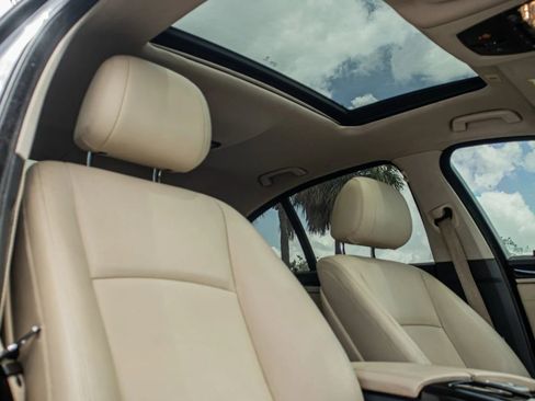 Used 2016 BMW 528i Sedan RWD image 26