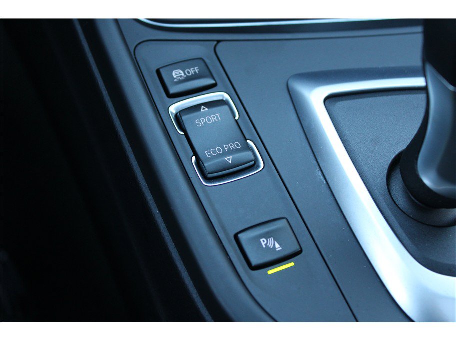 Used 2013 BMW 328i xDrive Sedan AWD/4WD image 27