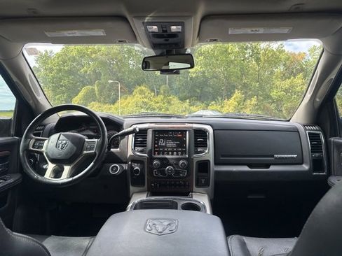 Used 2017 RAM 3500 Laramie image 12