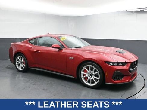 Used 2024 Ford Mustang GT Premium image 3