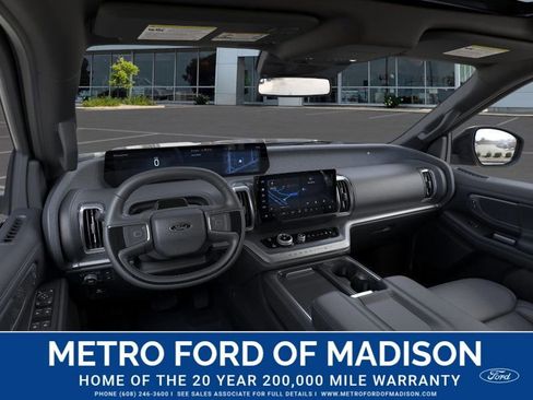 New 2025 Ford Expedition Platinum w/ Stealth Performance Package image 10