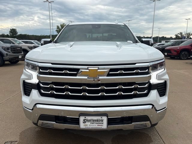 Used 2025 Chevrolet Silverado 1500 LTZ w/ Technology Package AWD/4WD image 9
