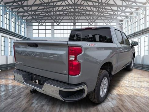 Used 2025 Chevrolet Silverado 1500 LT image 4