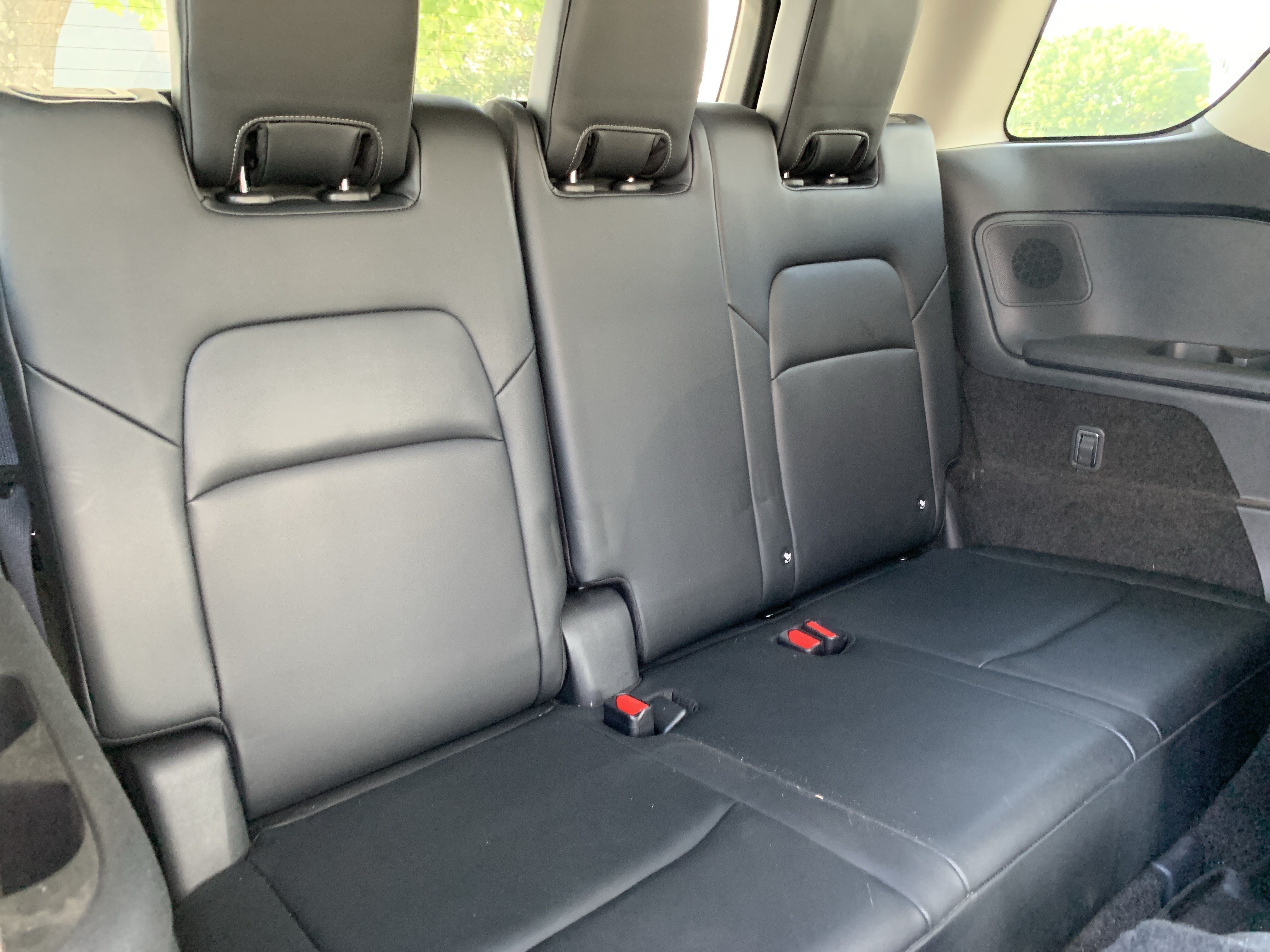 Used 2022 Nissan Pathfinder Platinum w/ Cargo Package FWD image 33