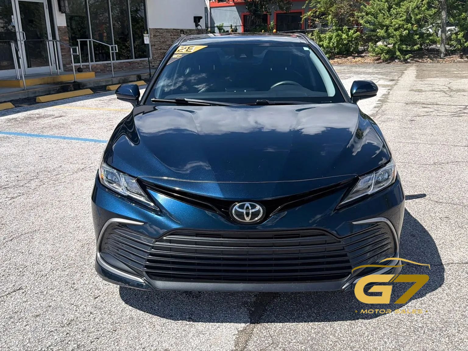 Used 2021 Toyota Camry LE FWD image 2