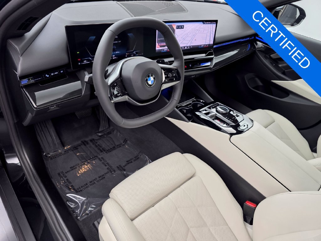 Certified 2024 BMW 530i w/ Convenience Package RWD image 10