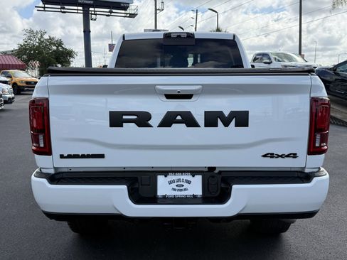 Used 2025 RAM 2500 Laramie w/ Night Edition AWD/4WD image 4