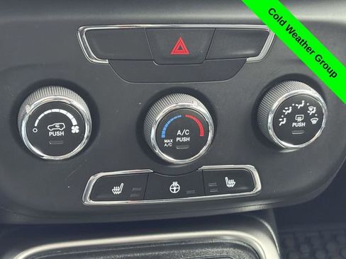 Used 2018 Jeep Compass Latitude w/ Cold Weather Group image 18