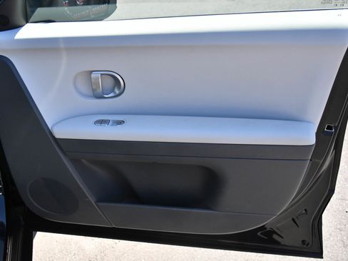 Used 2024 Hyundai Ioniq 5 SEL RWD image 46