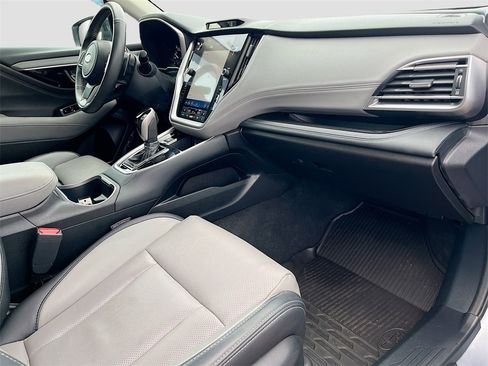 Used 2024 Subaru Outback Limited image 30