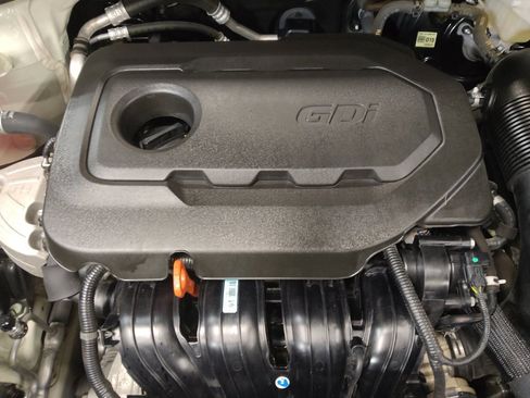 Used 2022 Kia Sportage LX w/ LX FWD Value Edition Package image 30