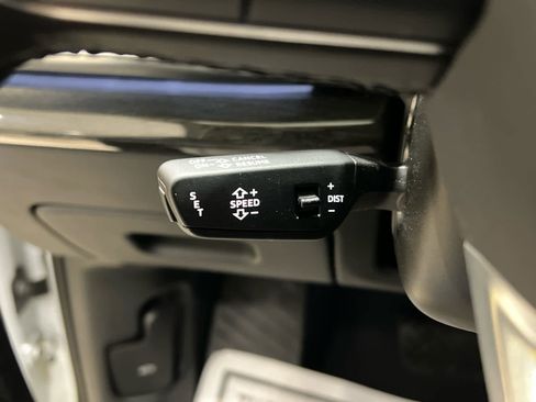 Used 2022 Audi Q7 Premium Plus image 29