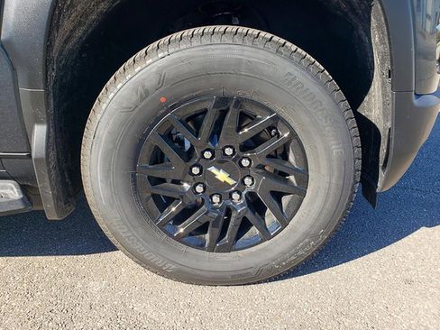 New 2026 Chevrolet Silverado EV LT image 34