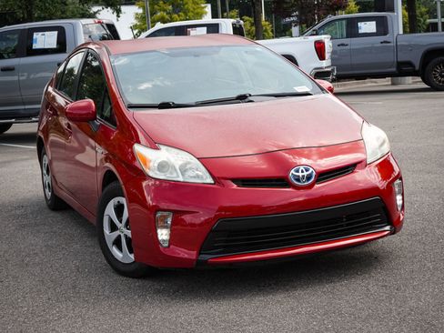 Used 2012 Toyota Prius Two FWD image 2