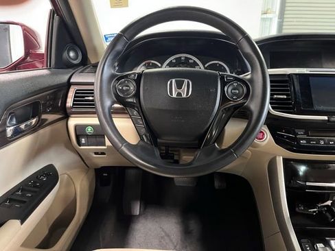 Used 2016 Honda Accord EX-L image 24