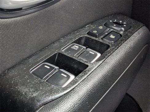 Used 2017 Kia Soul image 20