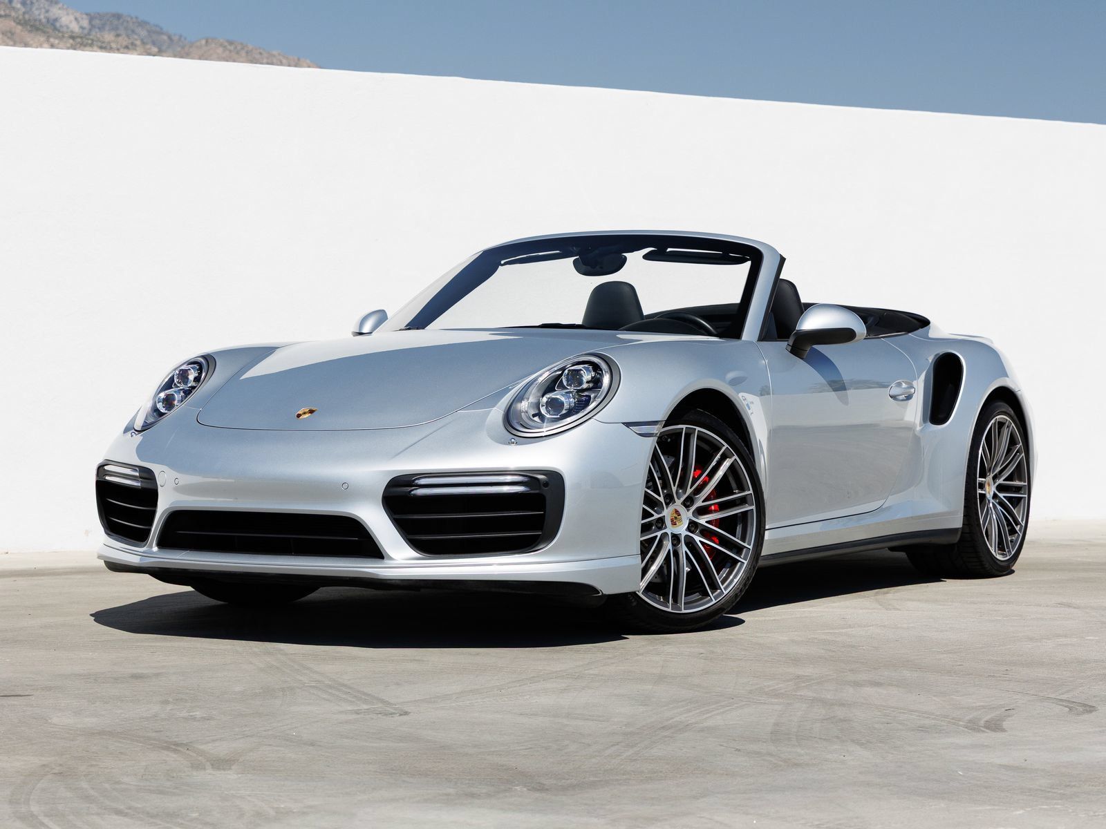 Used 2017 Porsche 911 Turbo AWD/4WD image 1