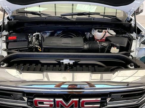 Used 2026 GMC Sierra 1500 SLT w/ SLT Premium Package AWD/4WD image 9